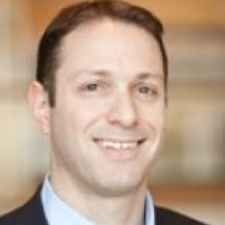 Portrait of Dr. Gilad Chen